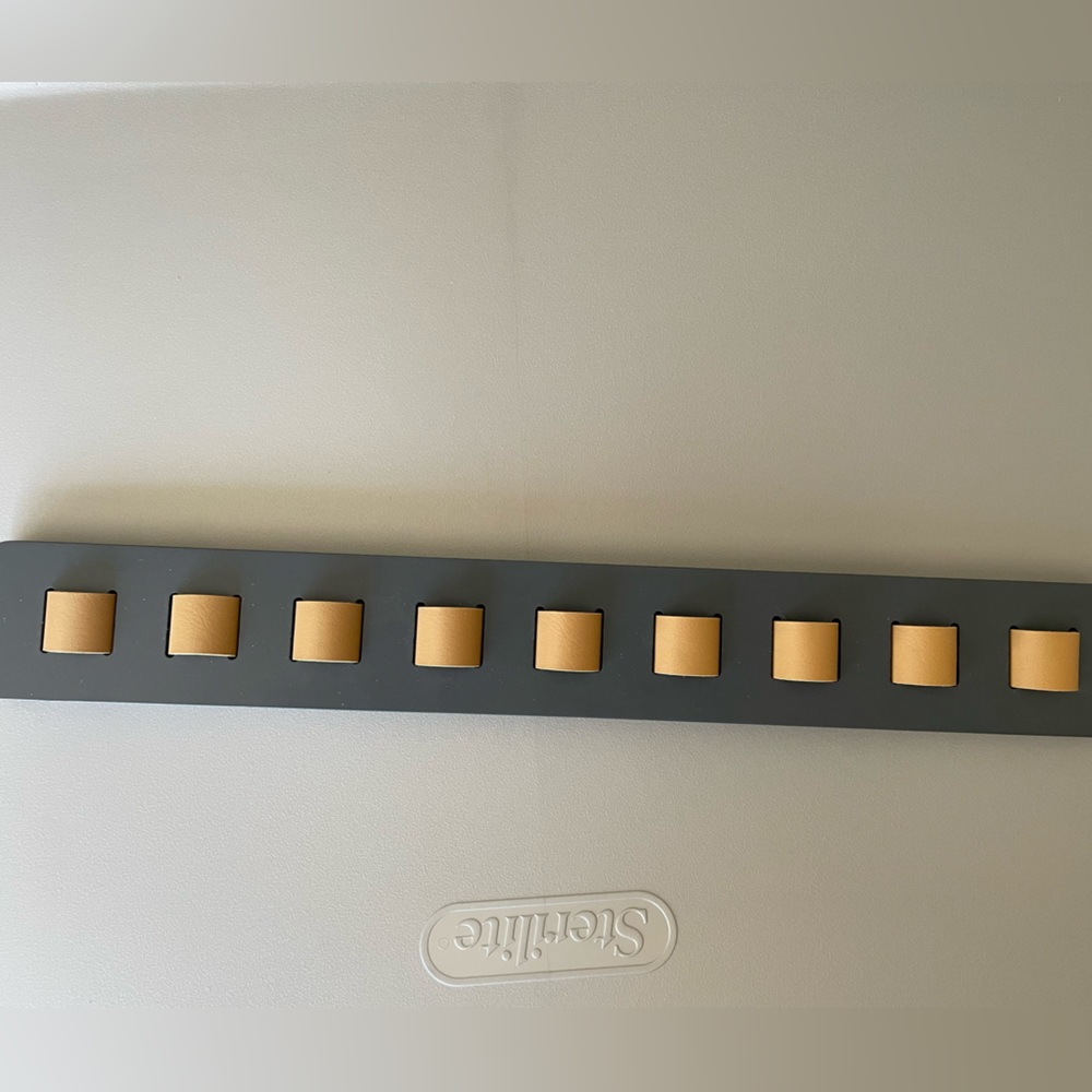 9 holders for sunglasses